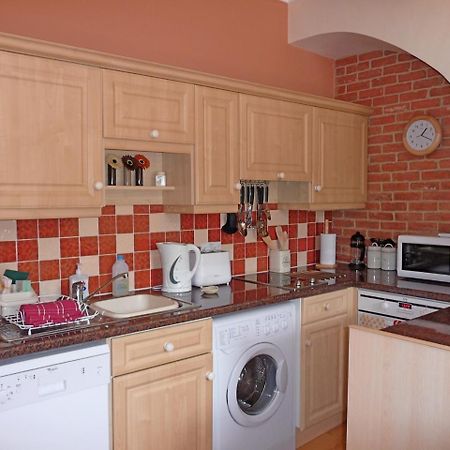 Skene Terrace Apartments Aberdeen Esterno foto