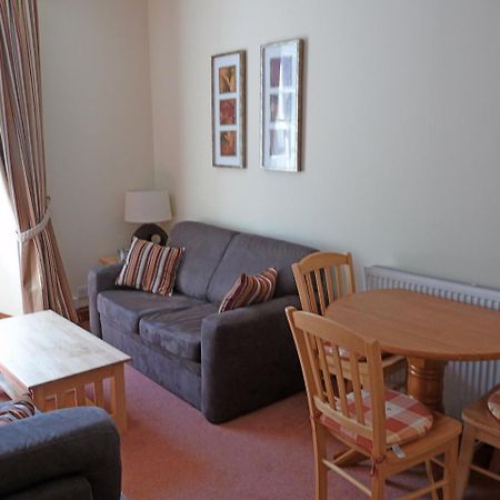 Skene Terrace Apartments Aberdeen Esterno foto