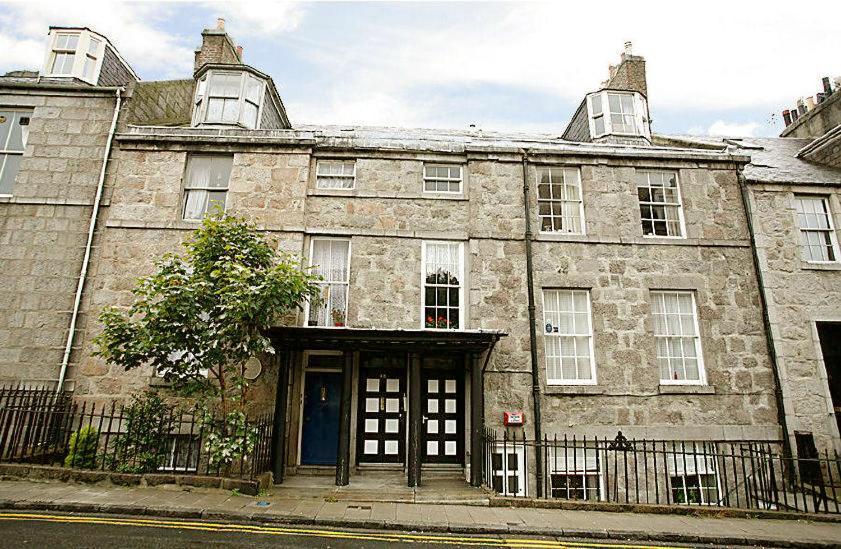 Skene Terrace Apartments Aberdeen Esterno foto