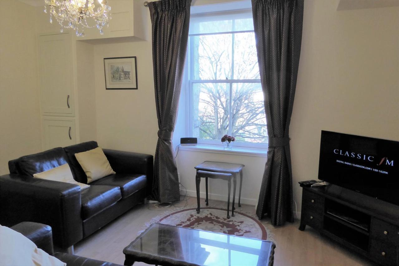 Skene Terrace Apartments Aberdeen Esterno foto